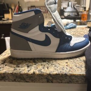 Nike aj1 used a few times